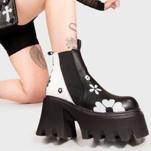 Lamoda Come Together Chunky Platform Ankle Flower Boots